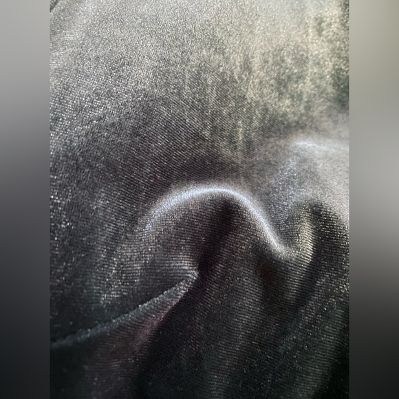 Banana Republic Green velvet midi dress - Picture 7 of 7